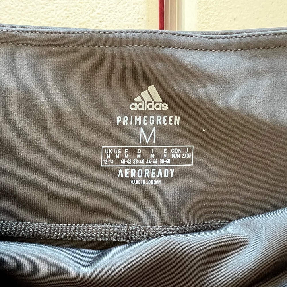 Adidas Women’s Aeroready Tight Fit Three Stripe High Waist Bike Shorts NWT - Picture 5 of 6